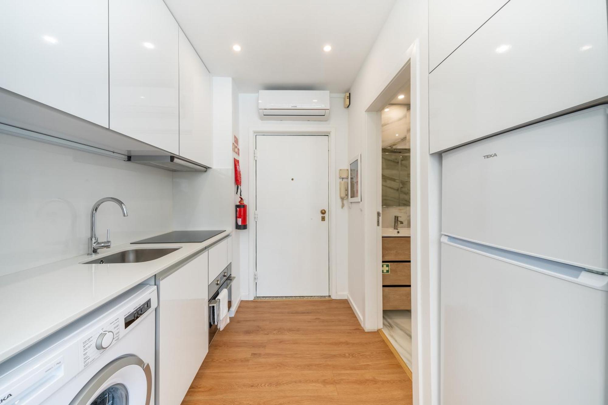 Appartement Window To By Amber Star Rent